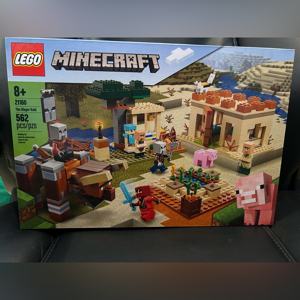 LEGO Minecraft The Illager Raid Set